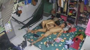 Nghỉ lễ chỉ ăn với địt bạn gái vú to trong phòng trọ